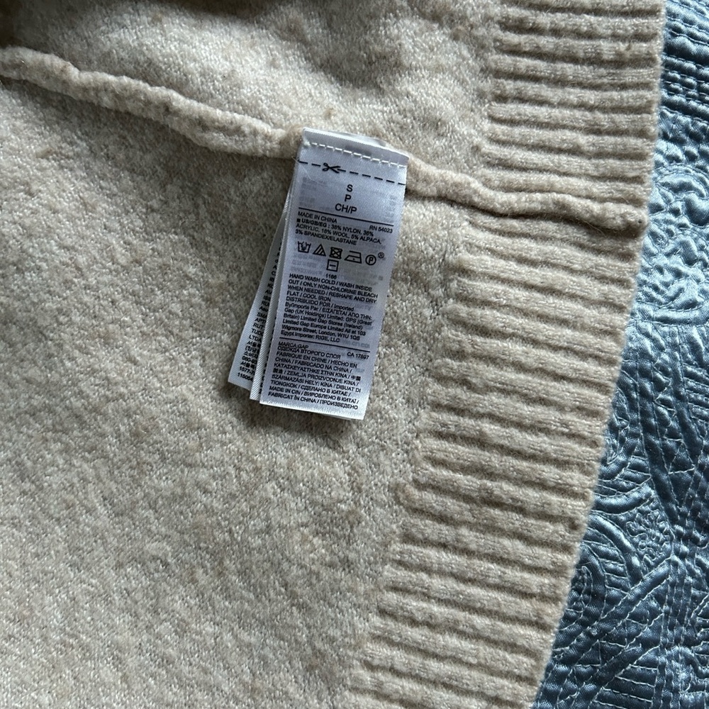 GAP Women's Light Brown Cardigan - Picture 7 of 8